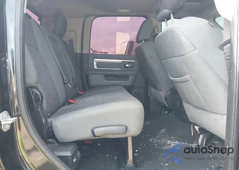 2015 Ram 2500 Lone Star z USA, uszkodzony, nr VIN 3C6UR5ML6FG662072